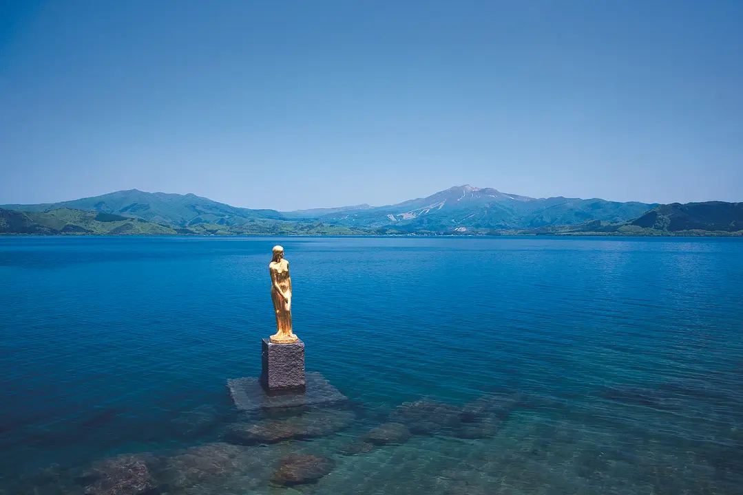 秋田_田沢湖たつこ像.jpg