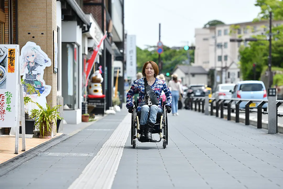歩道はフラットなデザイン
