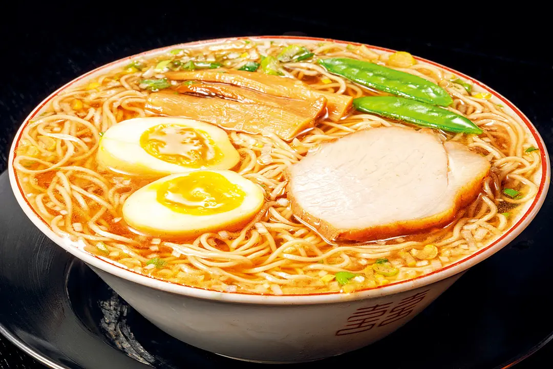 「煮卵入り中華そば」（税込902円）※大盛り＋165円