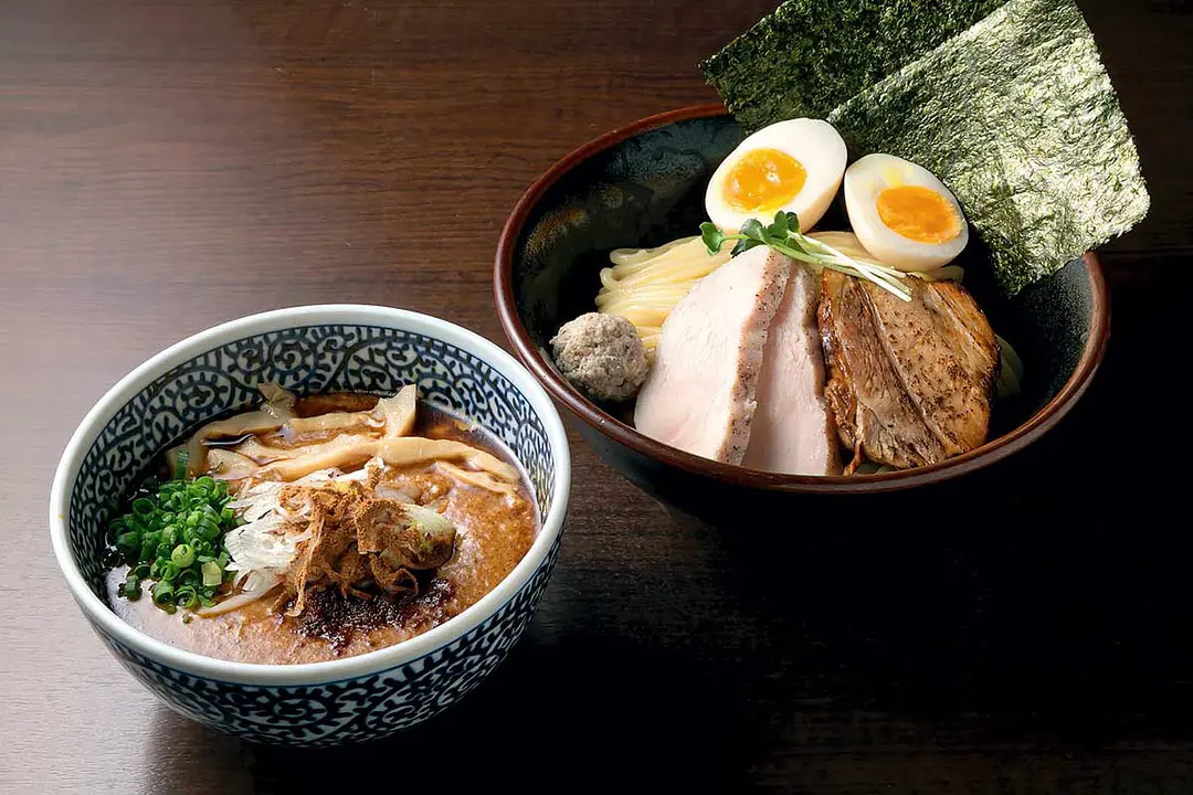 「特製つけ麺（節）」（税込1,200円）※2026年より1,250円は年齢問わず人気のメニュー