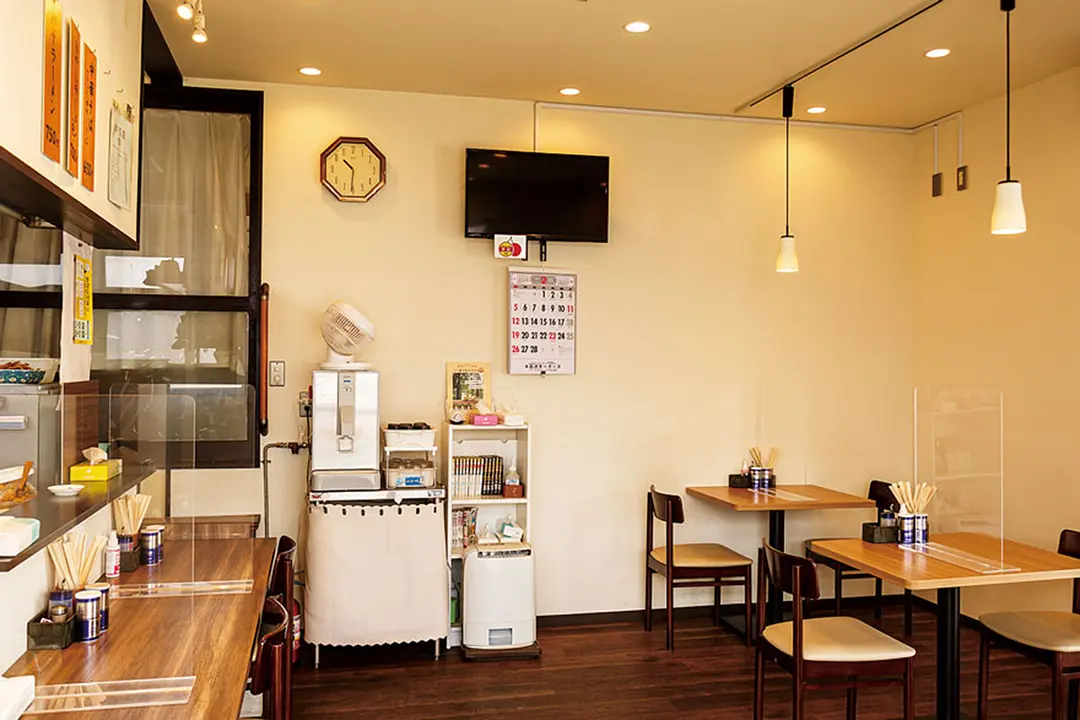 店内もどこか懐かしさのある趣。これがまた、“大沼食堂愛”を盛り上げます！