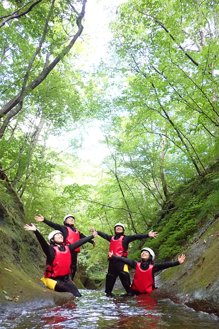 なないろアウトドア　シャワークライミング　集合