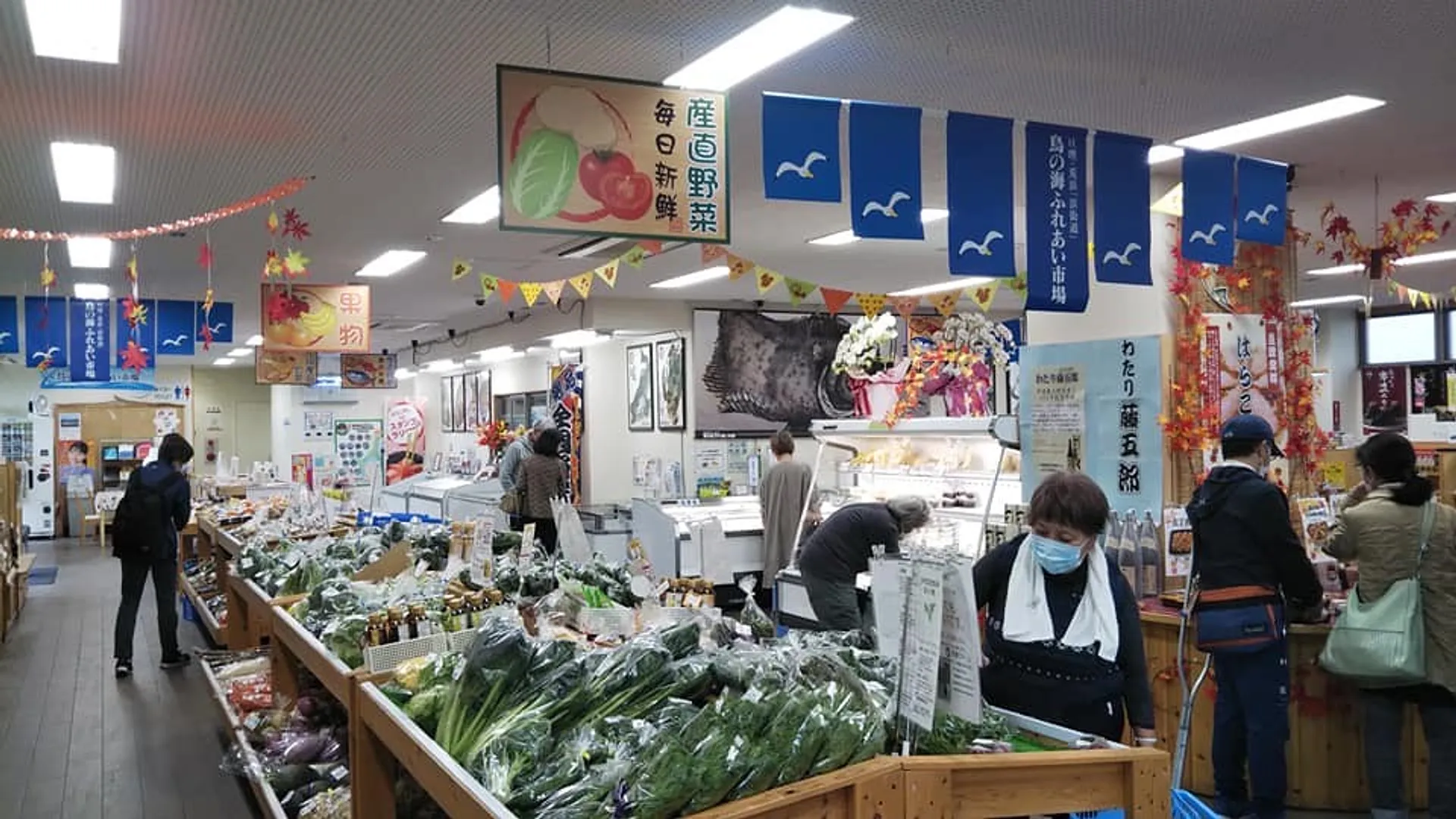 26_鳥の海ふれあい市場②_亘理町.jpg