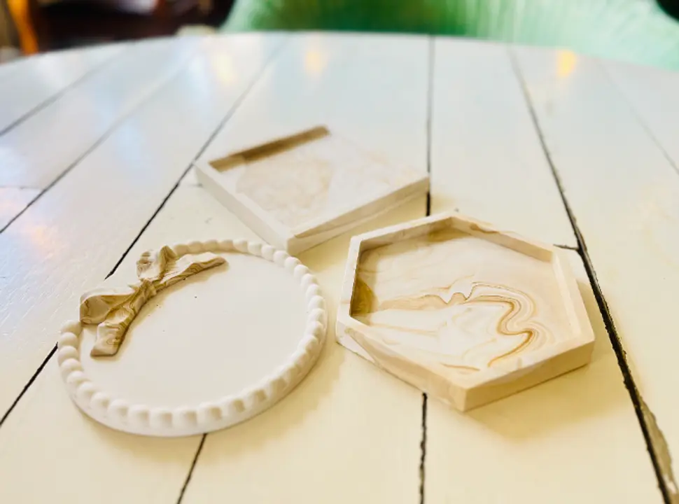 ジェスモナイト：トレイ：マーブルブラウン