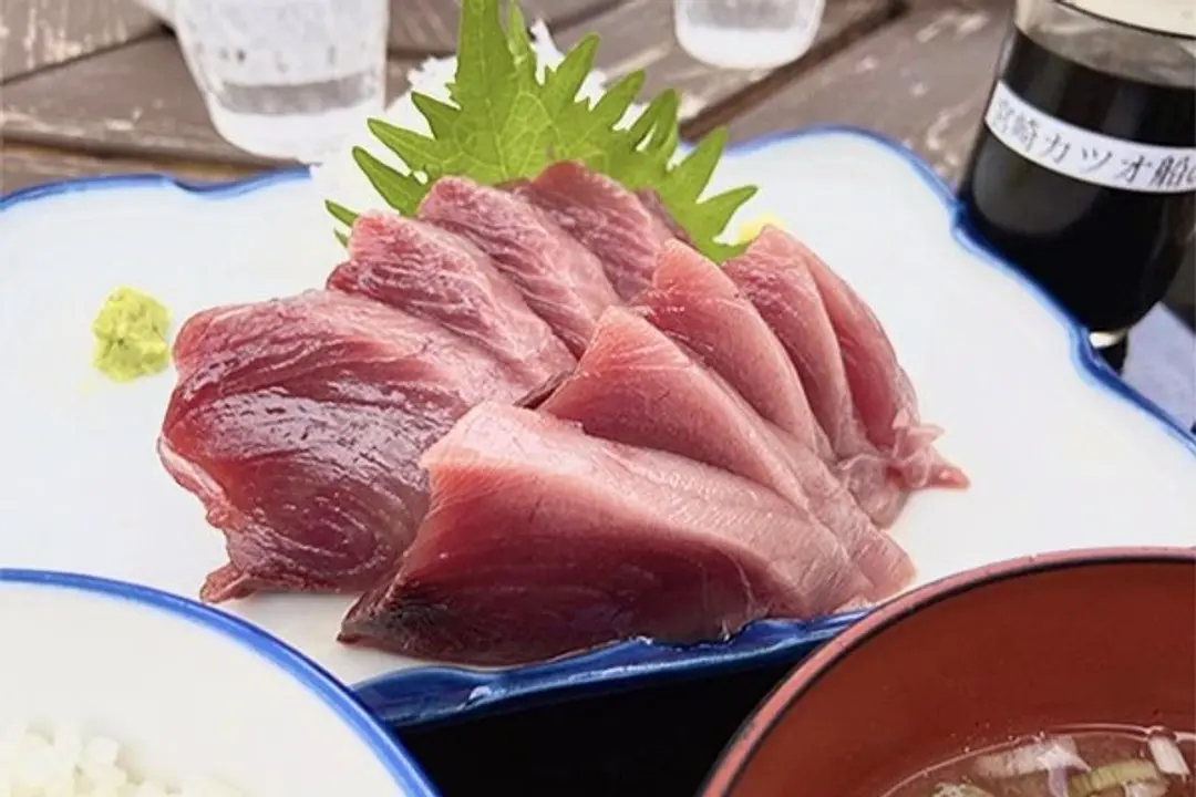 トリミングsashimi_turukame.jpg