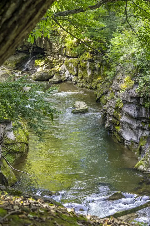 磊々峡