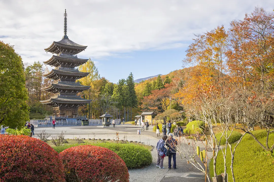 定義如来　西方寺