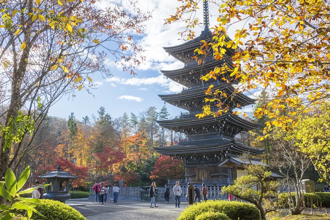 定義如来　西方寺