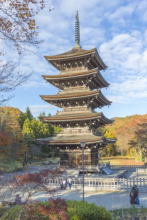 定義如来　西方寺