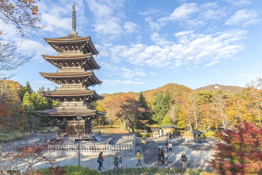 定義如来　西方寺