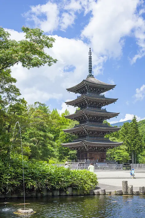 定義如来　西方寺