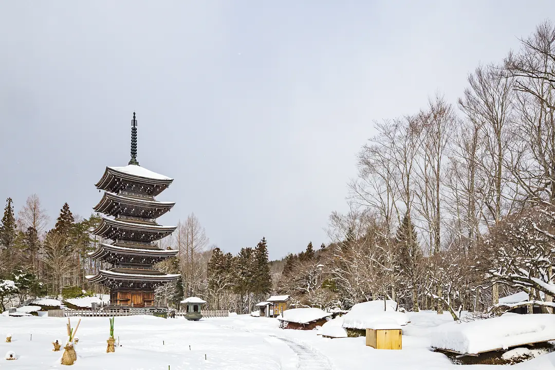 定義如来　西方寺