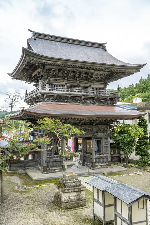 定義如来　西方寺