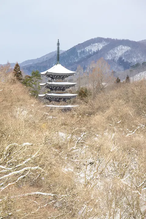 定義如来　西方寺