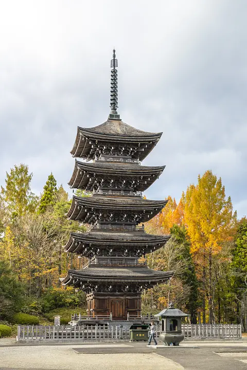 定義如来　西方寺