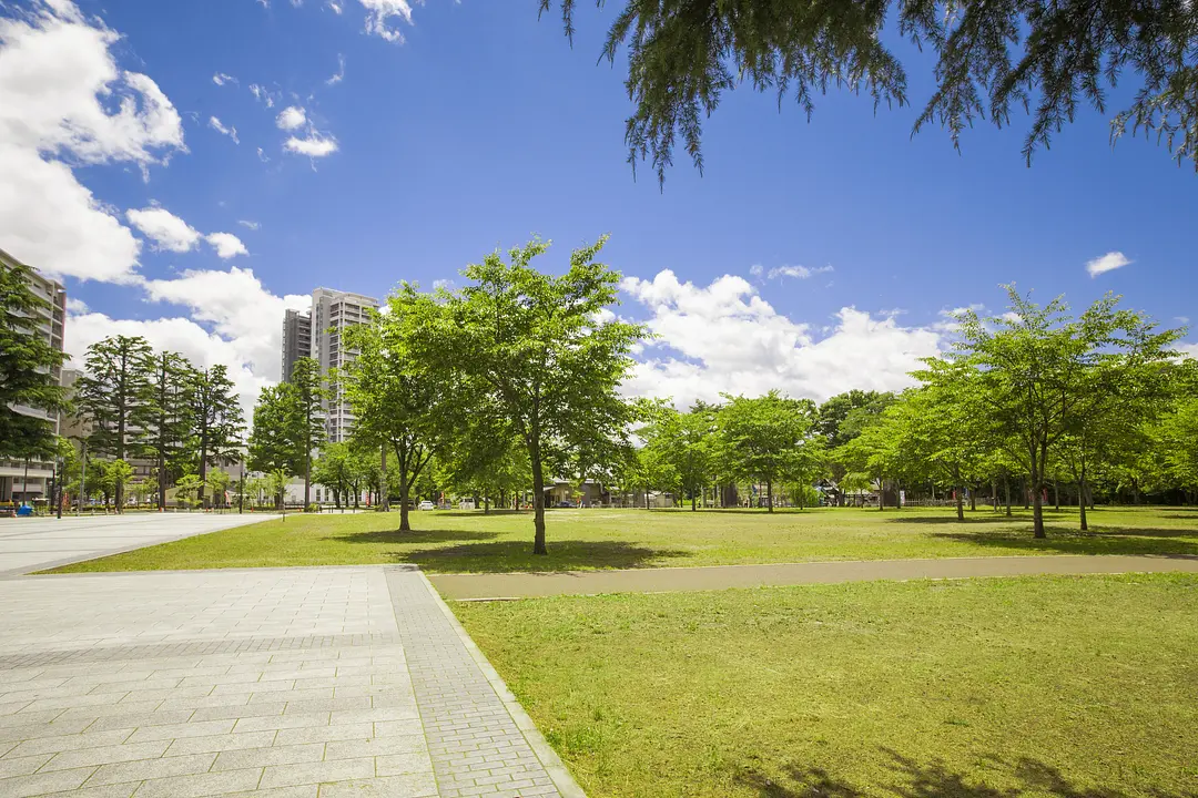西公園
