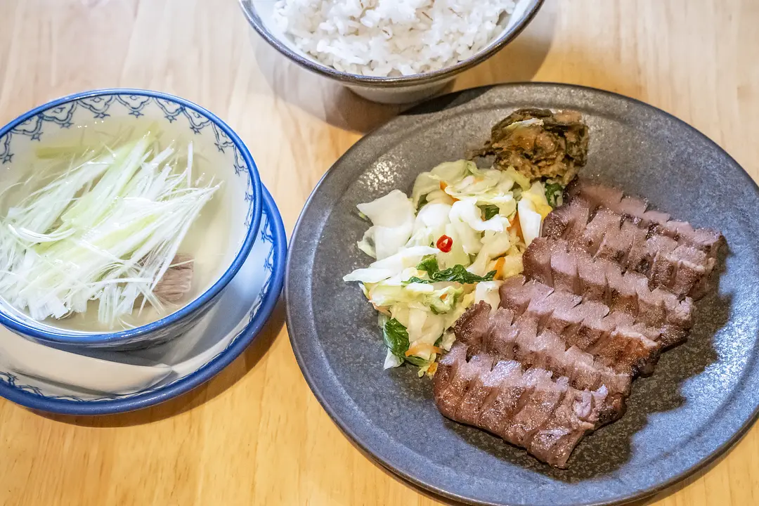 牛タン焼き