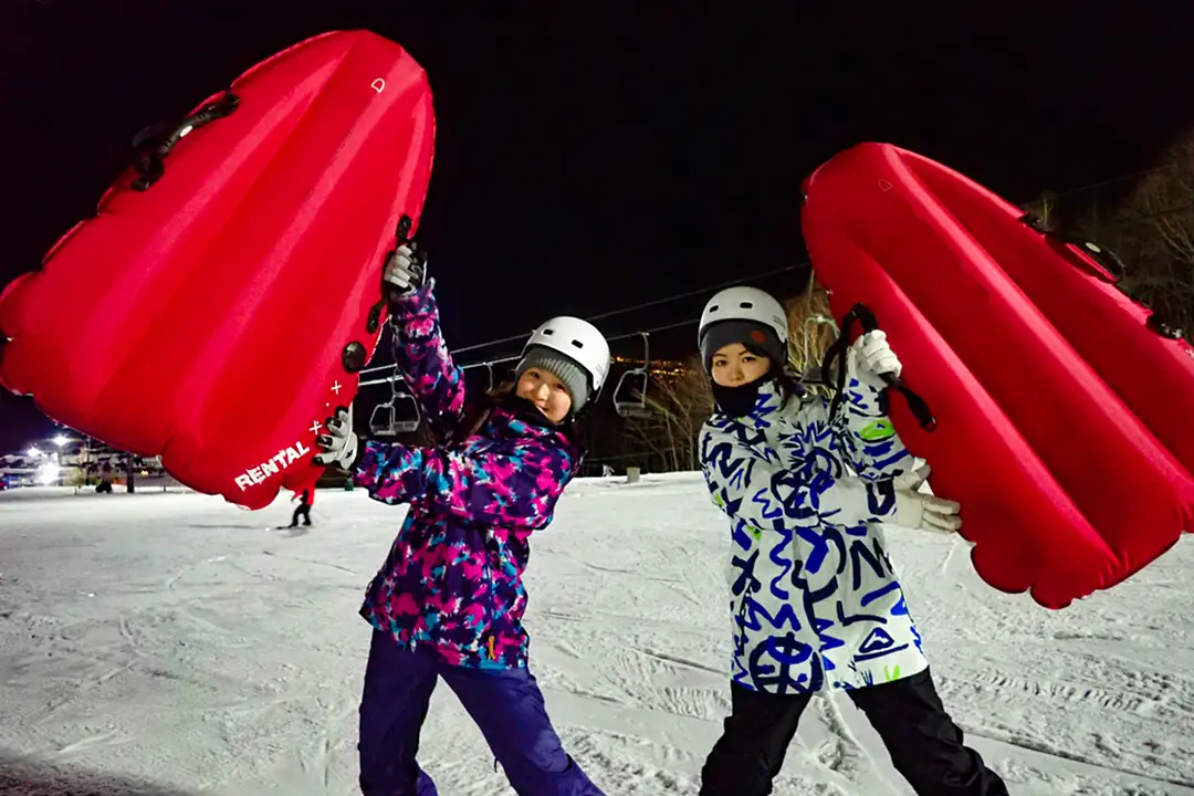 エアボード？それは魅力いっぱいの新感覚スノースポーツ！