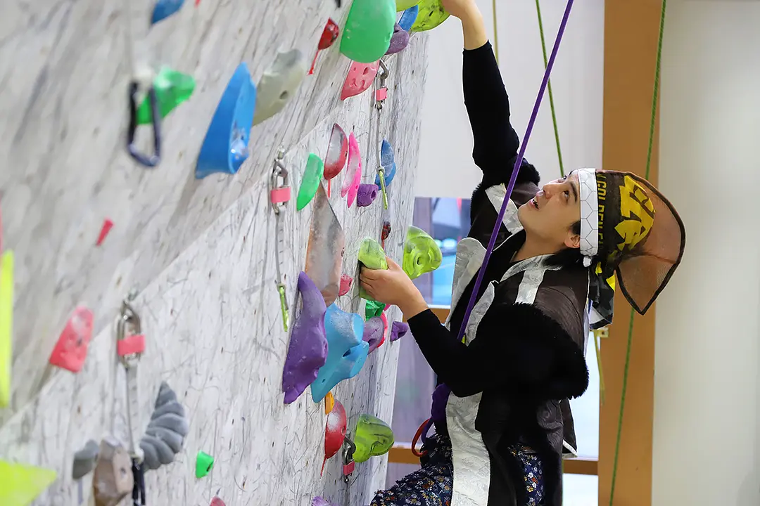 なぜ登る？そこに壁があるから！ボルダリング＆ルートクライミング体験