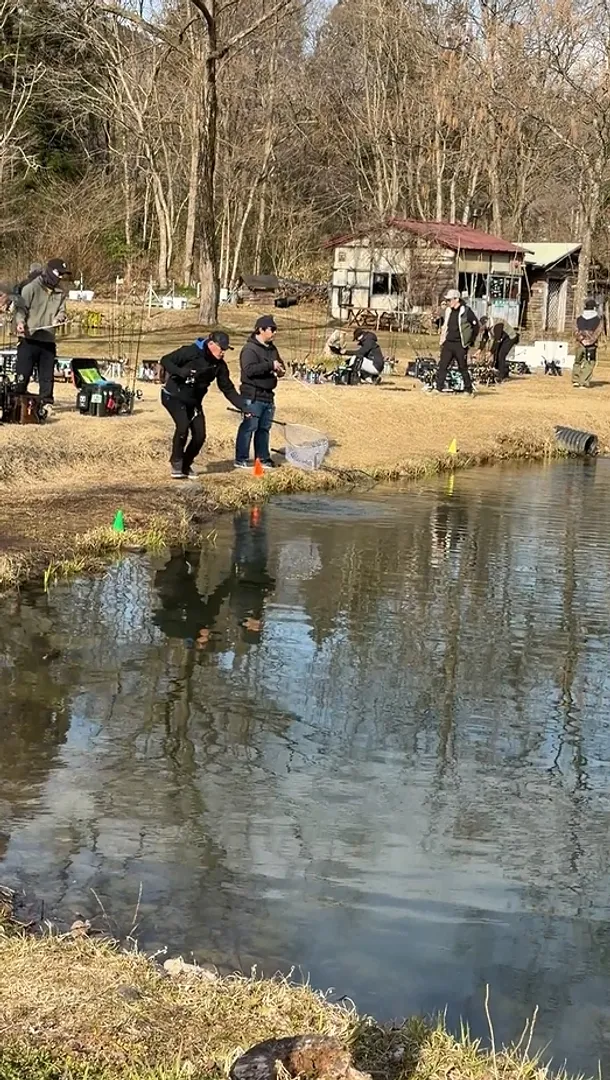LINE_ALBUM_釣り堀画像_260507_13.jpg