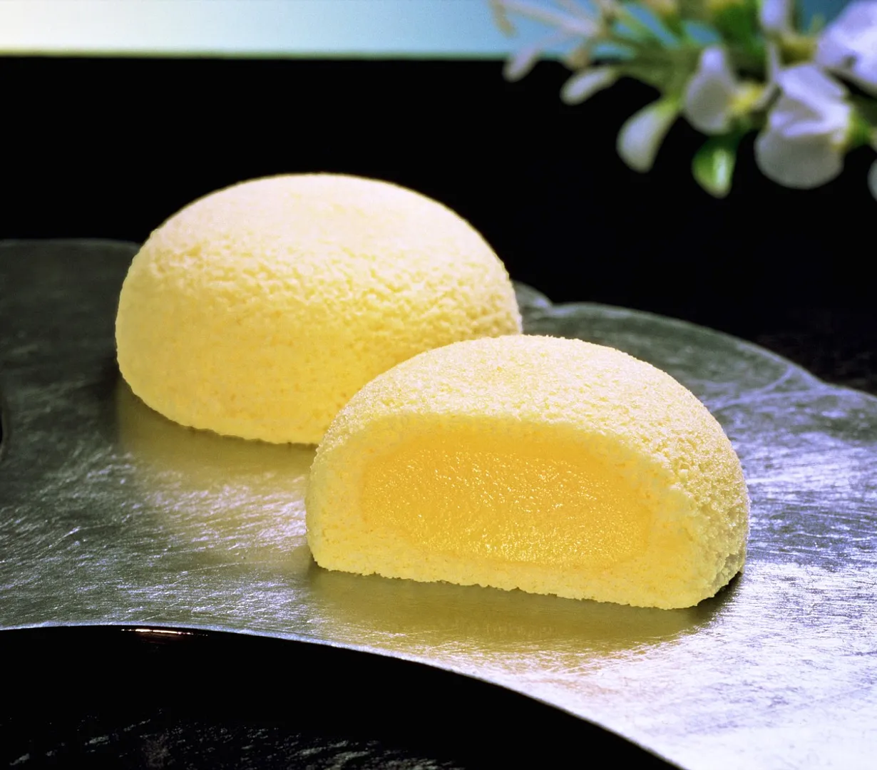 萩の月 5ケ入 ※広瀬通り大町本店、仙台駅構内おみやげ処せんだい1号店で取扱い