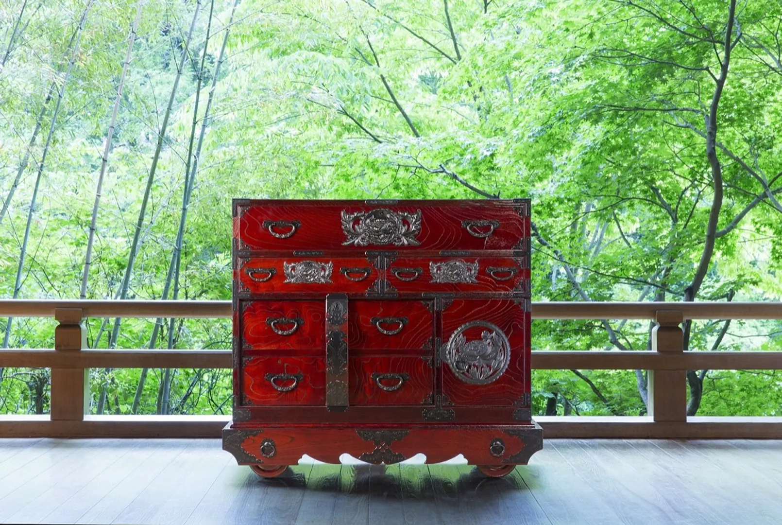 仙台箪笥 閂型車箪笥 拭き漆塗り KC-48