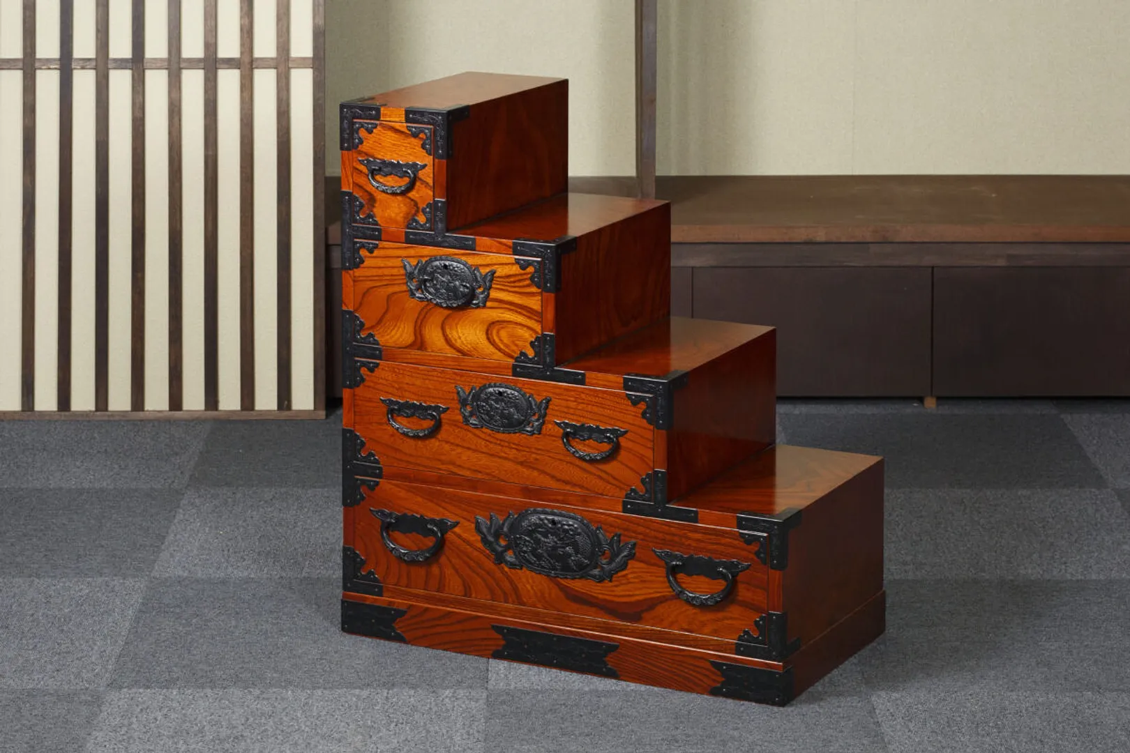 M507仙台民芸階段箪笥　668×365×740