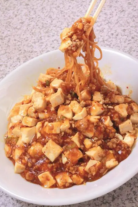 甘めのマーボー餡が特徴の有名店「まんみ」