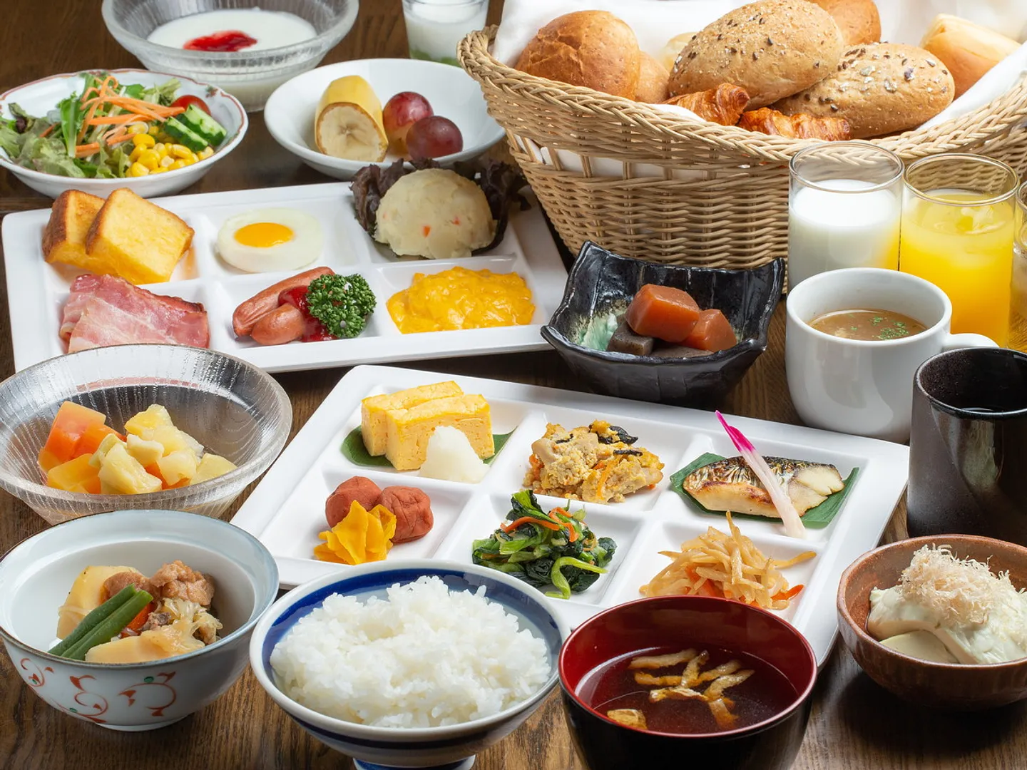 朝食バイキング