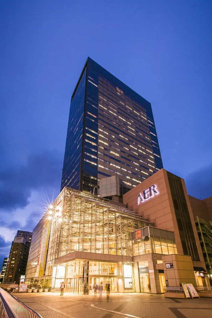 AER外観（夜）