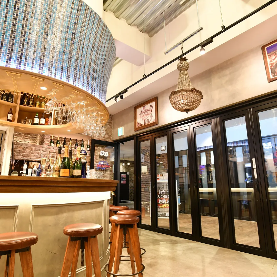 BJ、バカラ、ポーカーで遊べます！