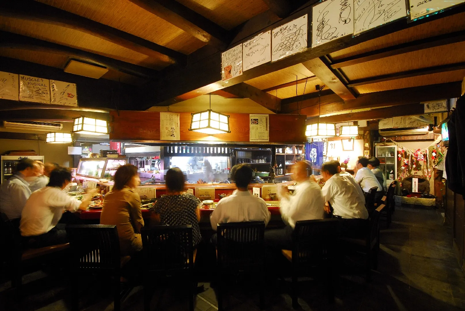 ライブ感ある店内