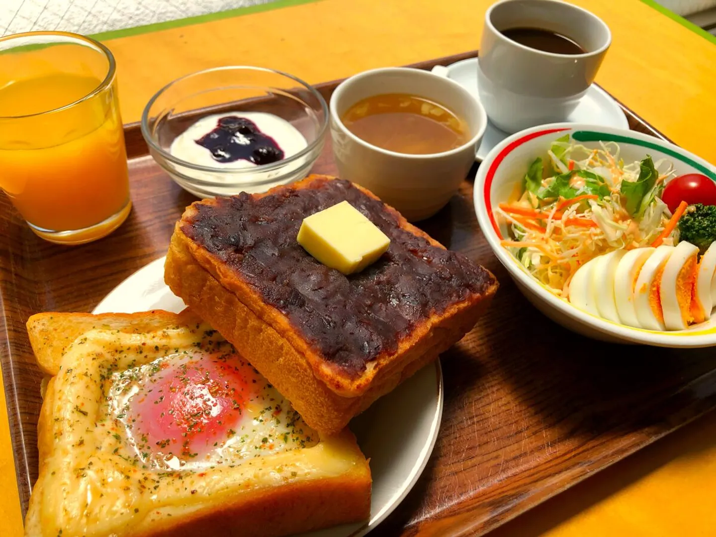 朝食 盛り付け例