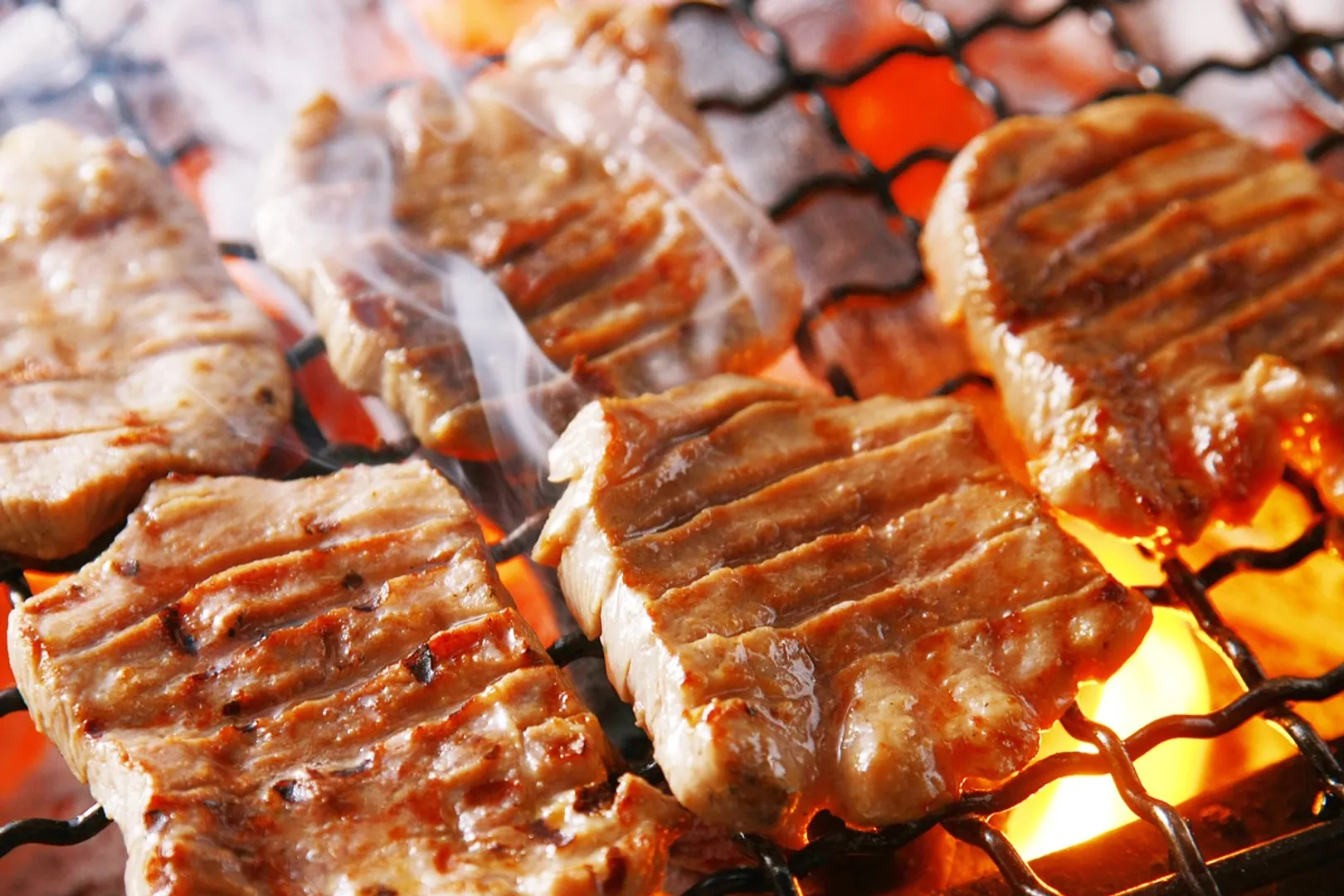 「こだわりの炭火焼」