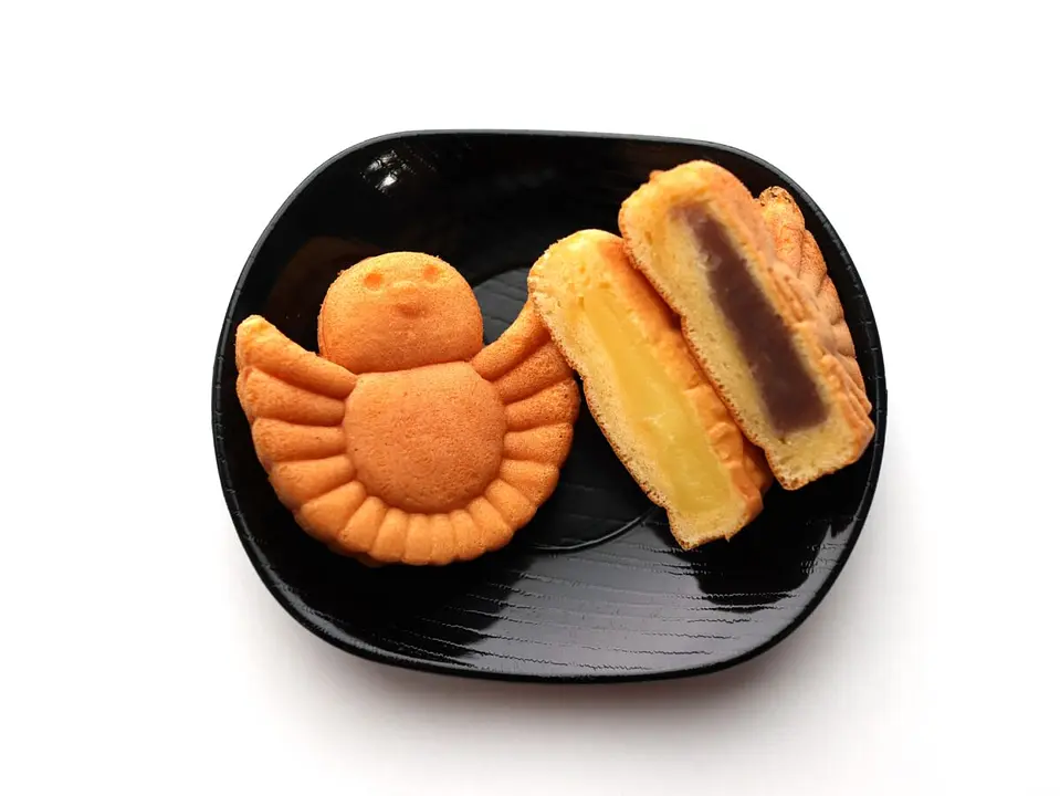 仙台すずめ饅頭（あんこ、ずんだ、カスタード） 1個150円、5個入700円