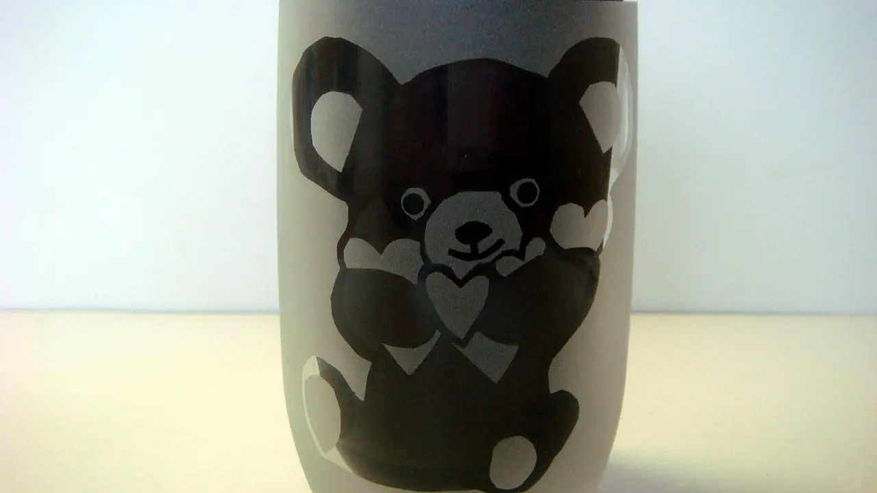 “Sendai Glass Making by Sandblasting” Experience. Make your own handmade glass with an original design!