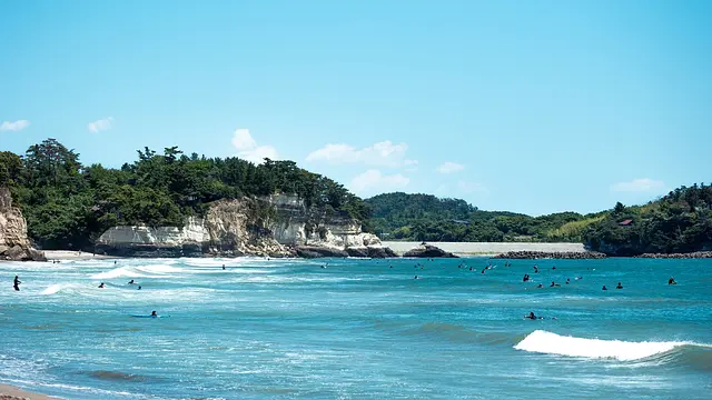 七ヶ浜町菖蒲田浜でサーフィン体験