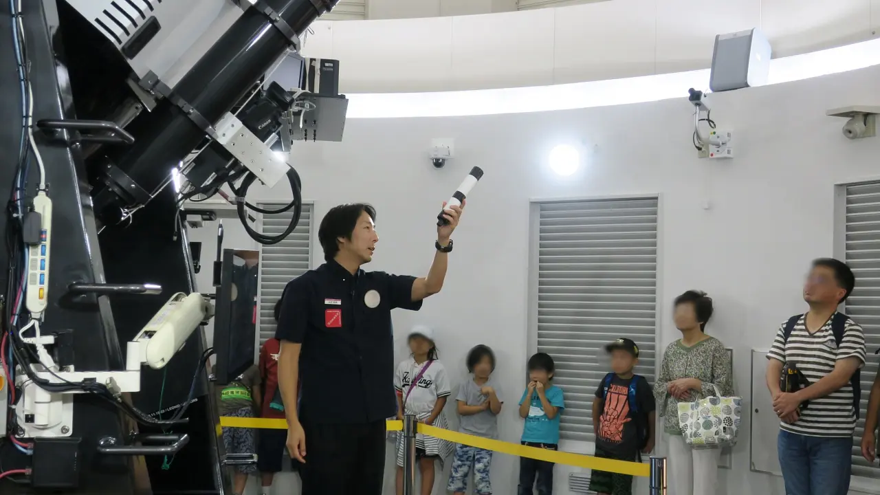 ひとみ望遠鏡案内