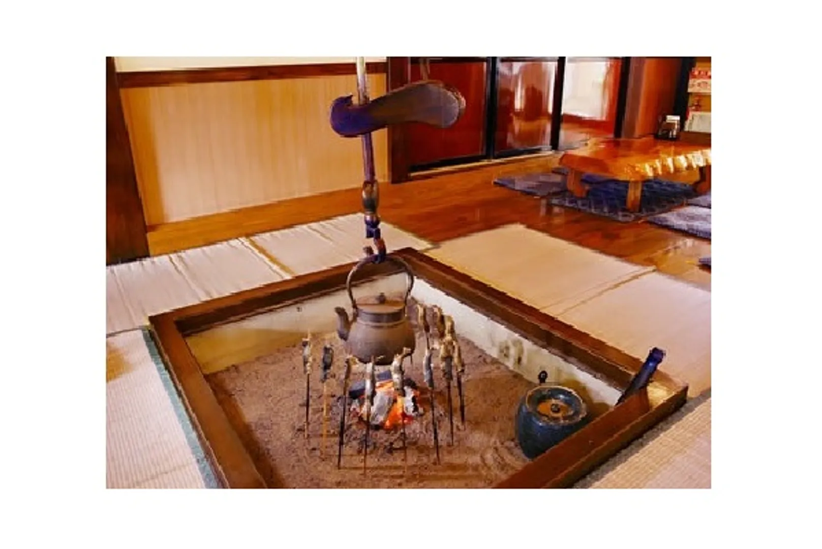 店内囲炉裏