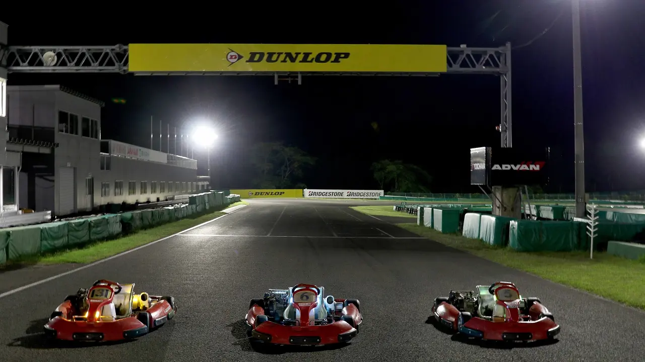 Let’sチャレンジ!!　ナイトカート＜レースパック～3名以上～＞