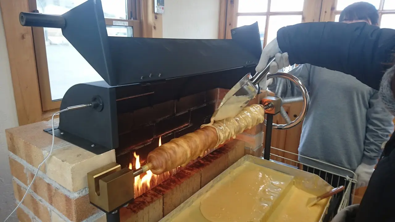 山元いちご農園　バームクーヘン作り