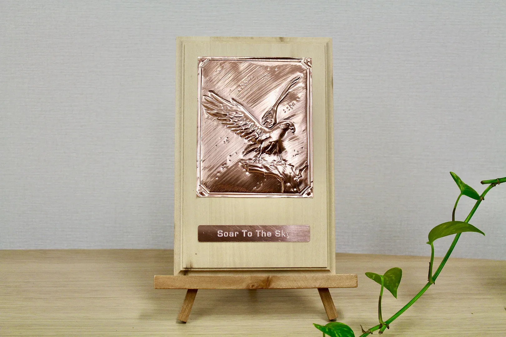 「鷲」大サイズ（キーフレーズプレート付き）