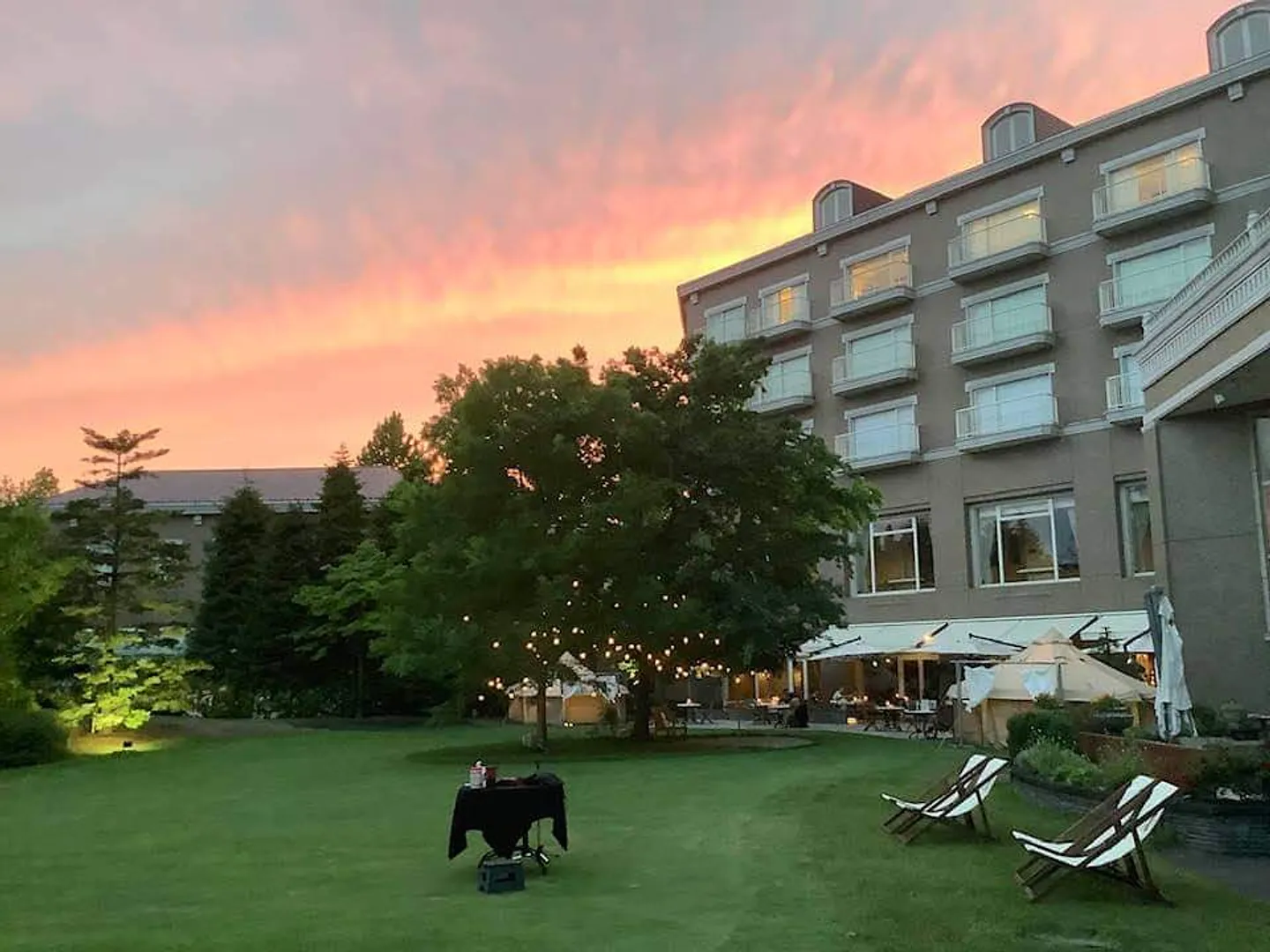 Clear skies tonight ！（今晩晴れますように！）