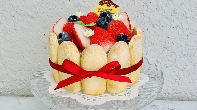 フェイクスイーツ　シャルロットケーキの小物入れ作り体験