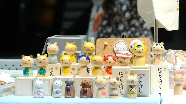 にゃんこけし絵付け体験 & 消しゴムはんこ押し体験