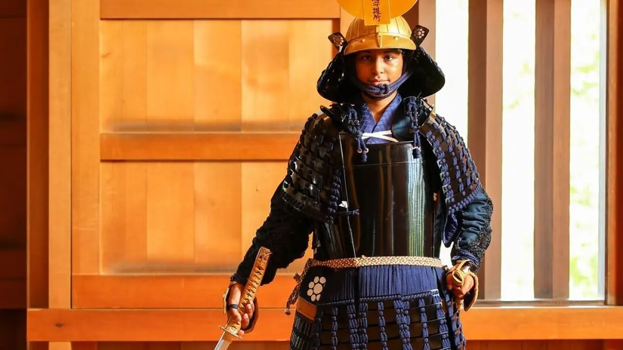 【Be a SAMURAI】Authentic Samurai Armor-wearing Experience