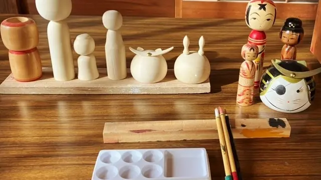 こけしの絵付け体験