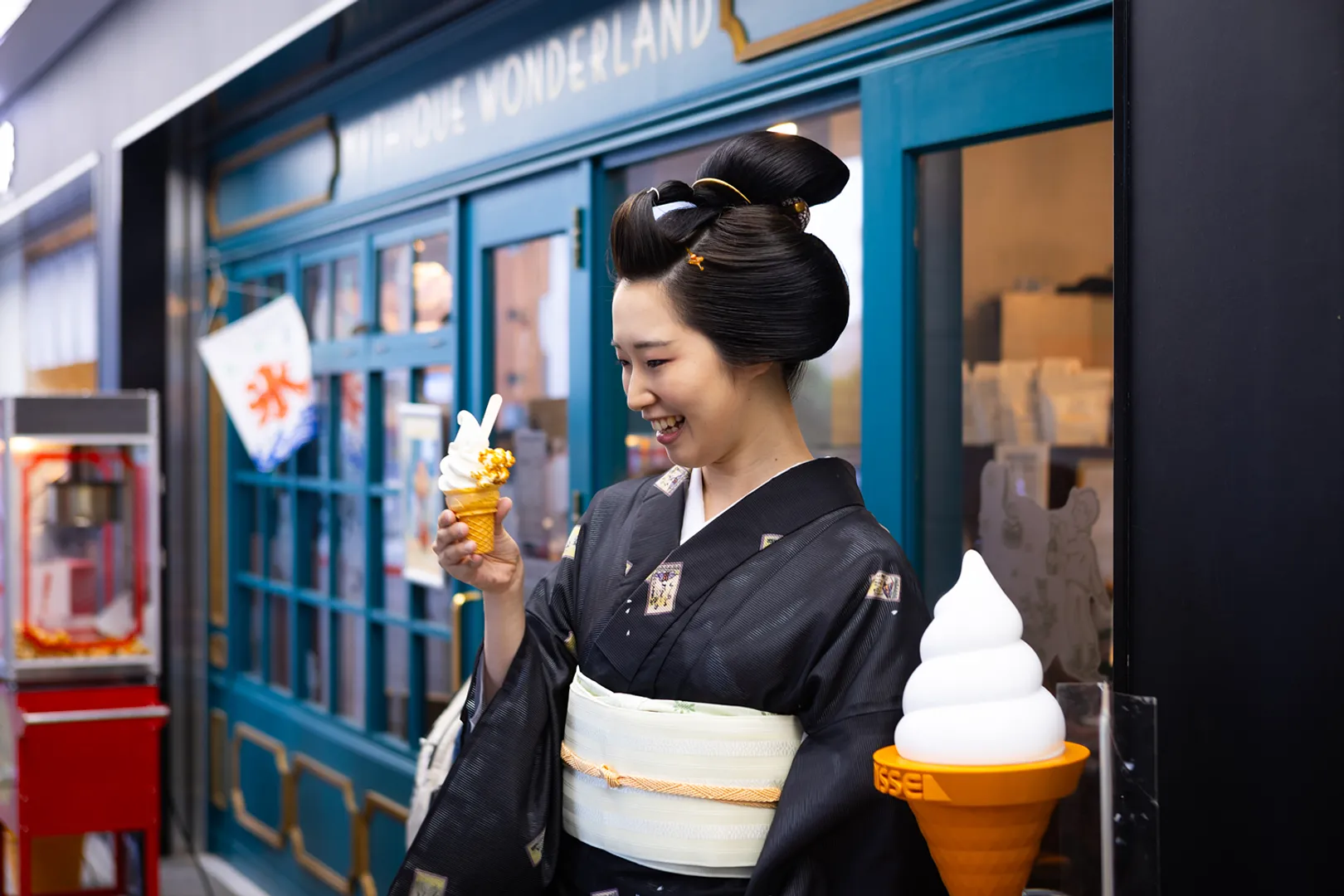 『わぁ～ほっぺたが落ちる美味しさ～♪』