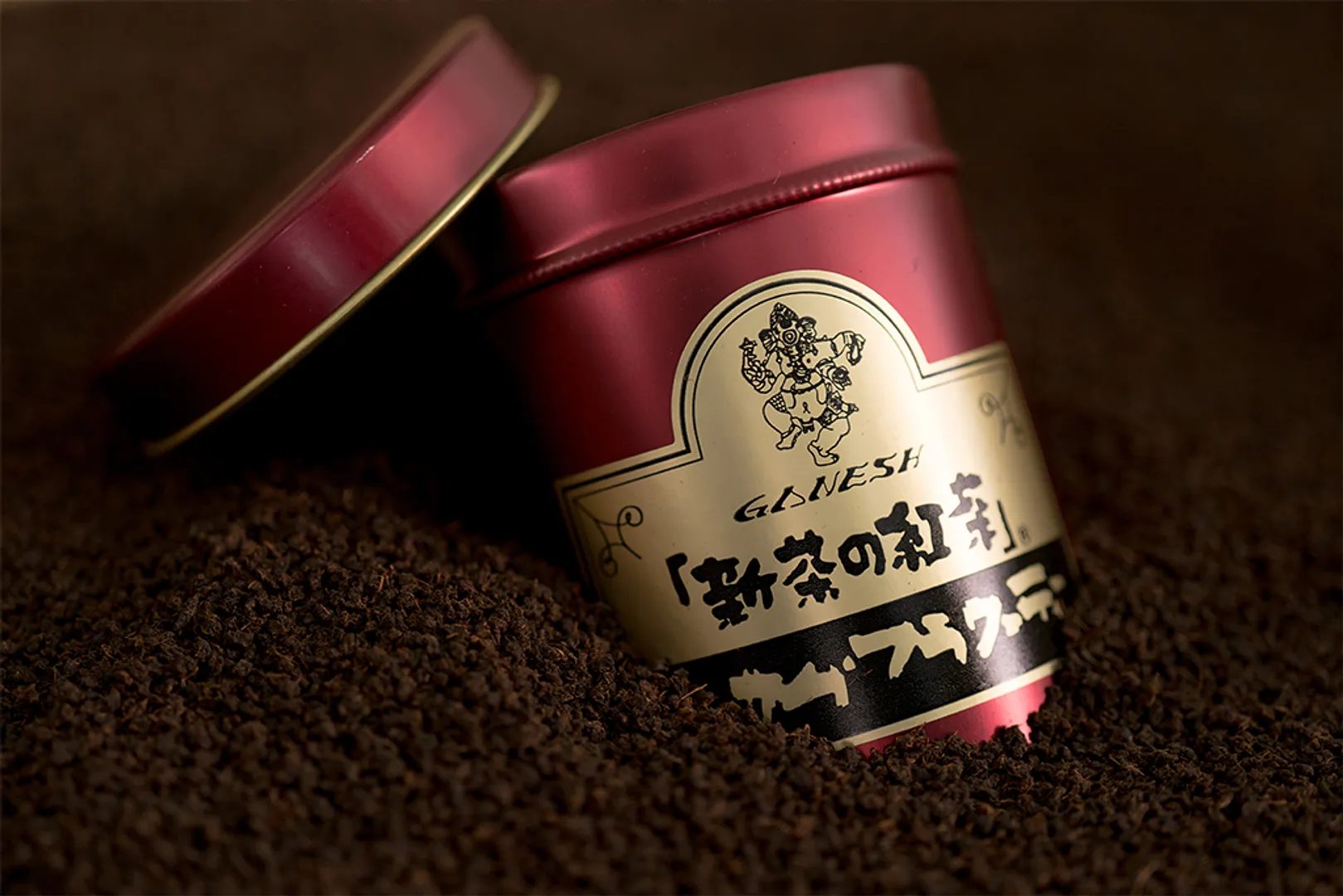 1983年創業当初から変わらない紅茶缶