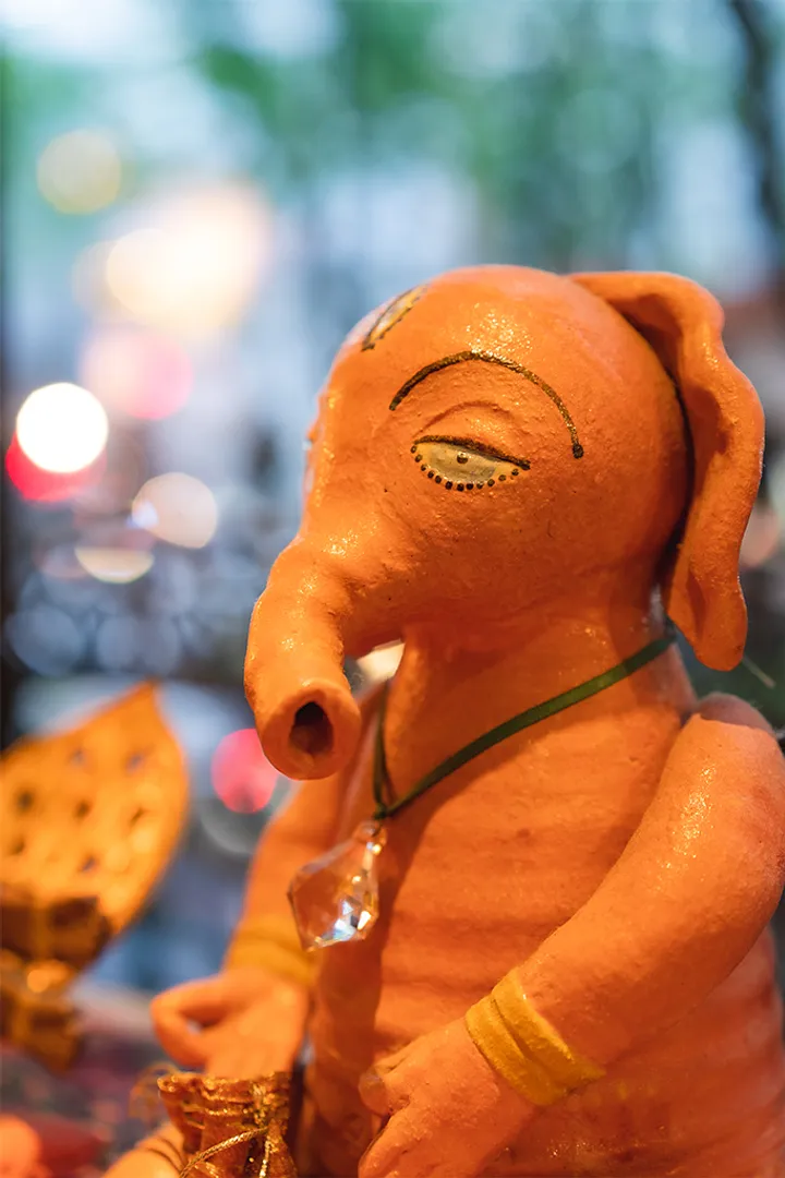 เรามาทำชานมใส่สมุนไพรและเครื่องเทศกันเถอะ